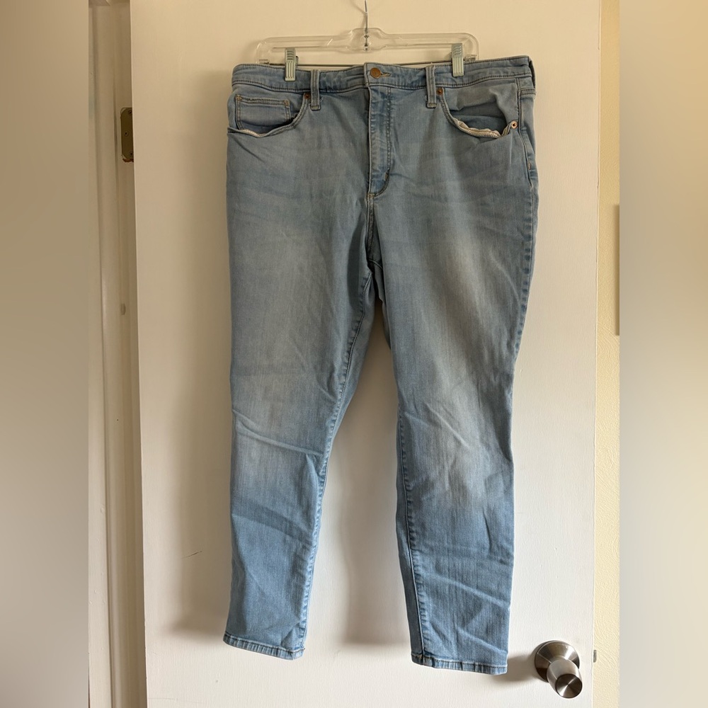 Universal Thread Light Wash Ultra High Waist Skinny Jeans